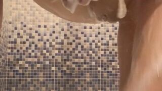 evaelfie lustful mommy shows charms