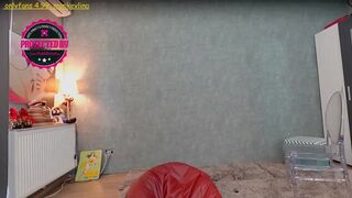 monkeylina cute lady spins happily in front of the webcam and shines with all the charms