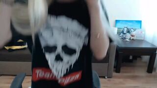 brilliantvictoria dirty bitch is engaged in oral sex