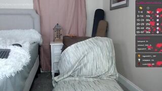 kb3301 Tanned ladies