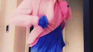 elenakoshkaxoxo desired nurse sucks penis