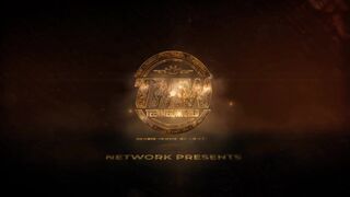 Hazel Dark haired curva