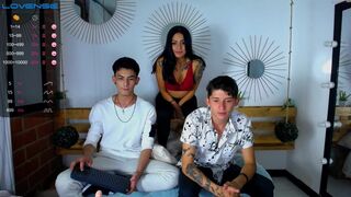 frank_smith18 gorgeous babe furiously fucks pussy