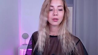 emmi_rosee A young bitch after oral fucking gets fucked in pussy