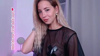 emmi_rosee harlot gets an orgasm
