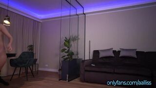Aalliss naughty mare fucks pussy sex machine