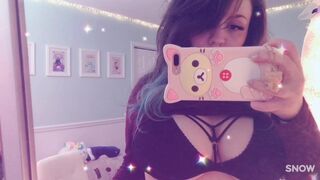 autumnvondoe whore babe jerks off through panties
