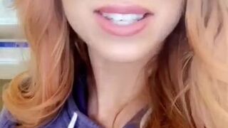 madisonmorgan gorgeous chick jerks off her pussy with phallus