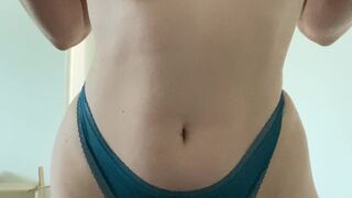 laurenelizabeth Wet brunette