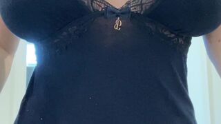 laurenelizabeth Solo caresses