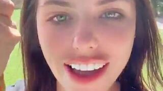 AdrianaChechik Chic chick