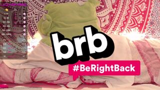 jinny_pk cute babe jerks off with sex toys