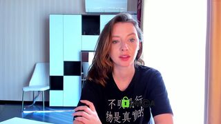 chili_baby22 cute women lick nipples