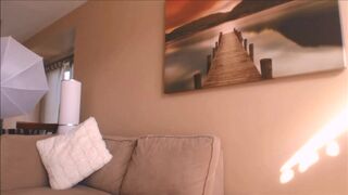 Missbehavin26 bright slut fucks pussy