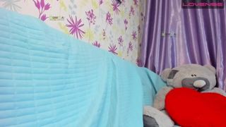 ш?иё?анKarinaKitty- gorgeous bitch shows small tits
