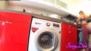 sexydea vicious female playing pranks