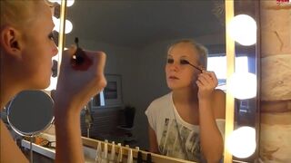 Lara-CumKitten bitches flirt