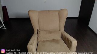 lovelyy_apr adult bitch gently caresses vagina