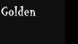 alexisgoldenxxx  the bitch paid the courier for the pizza