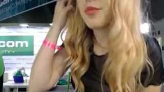 emmastarseed Curvy babe