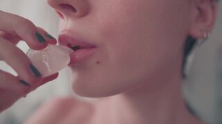 madame_audd Fingering with a very wet creamy pussy
