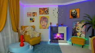 rina_mayers fresh recording of the show with bare tits