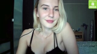 shining_beam rebellious slut licks dildo