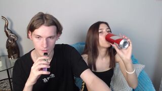 sarah_kurt myfreecams sex toy show slim beauty