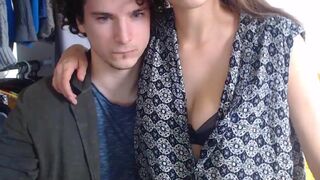 hankthem deepthroating cam show busty pussy