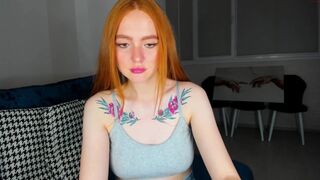 givemeemoree cool babe with big tits