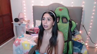 daniela_days showing off her young body