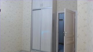 kumiko_khan close-up of pink pussy in chat show