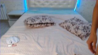 kumiko_khan webcam porn show with petite blondie