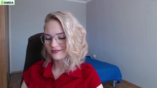 jscarlett slim blondie opens wet flower