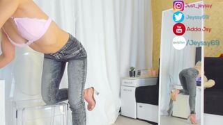 jeyssy69 sweet booty with skinny redhead hottie 2022 webcam