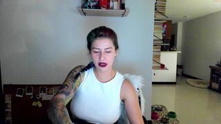 is_this_my_neighbor has the prettiest pussy