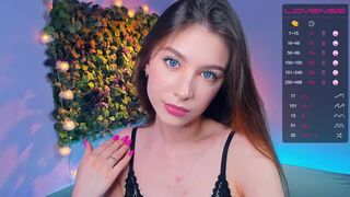 honeygrils hot female fucks herself in the anus