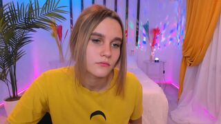 diana_noith  babe sucking himself nipples 2022 webcam