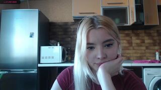 sweety_flipflop a new pair of students in the online broadcast