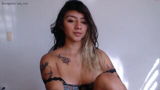 naturallyintuitive skinny gymnast masturbates in online show