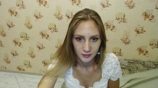 mmmilady black haired confused