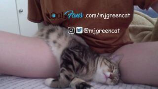 mjgreencat nude cutie shows juicy charms