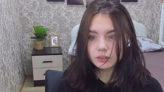alina_sky old private chat with action masturbation of a sexy teen