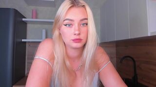 8a8y_nura vicious lady