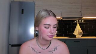 8a8y_nura wonderful chick rides a sex car