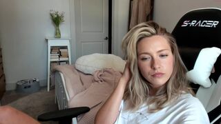 texasthicc obstinate young lady