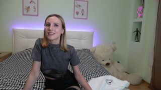 trisloveiso cute slut caresses beautiful tits