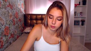 clarecraig background sexual masturbation with orgasm (myfreecamsmyfreecams)