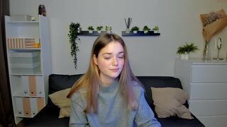 caitlin_bell nude  drooling show