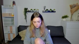 caitlin_bell live video chat with the little princess